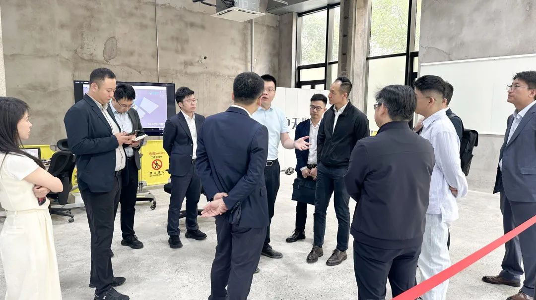 中國建筑國際集團(tuán)高層到訪蔚建科技，共商智能建造新藍(lán)圖