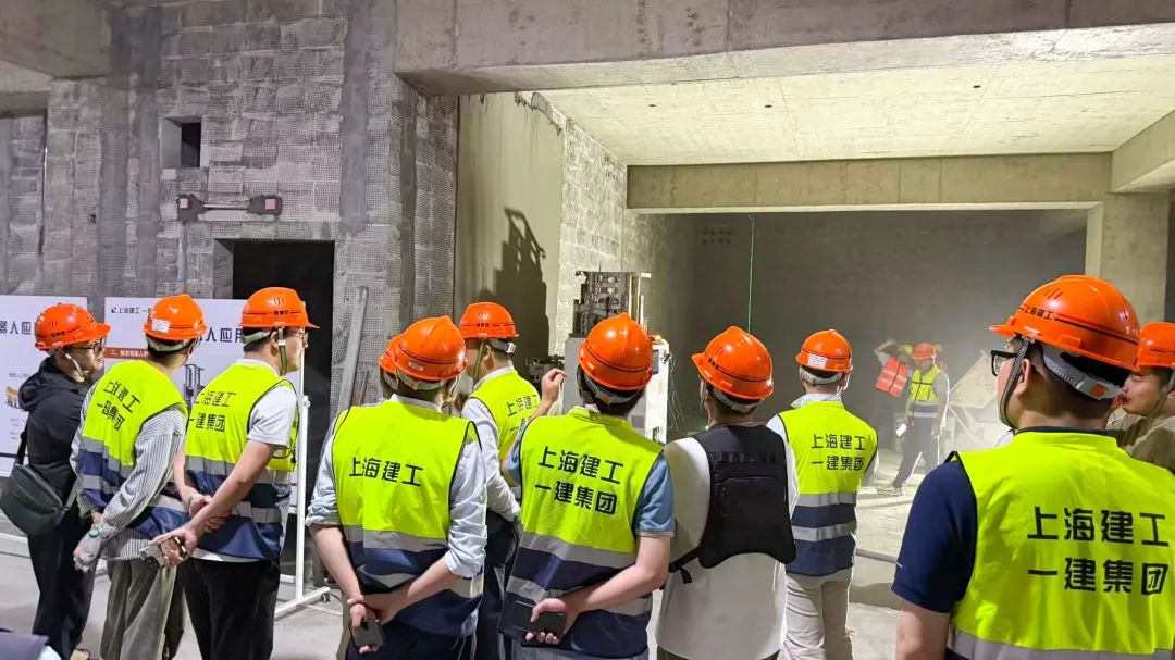 蔚建機器人 “尖兵” 集結，上海建工一建集團力推“內墻粉刷系列機器人”的規模化應用